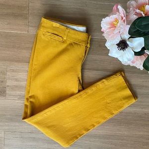 Banana Republic Mustard Yellow Sloan Pant Size 2 Skinny Fit Work Pant Comfy